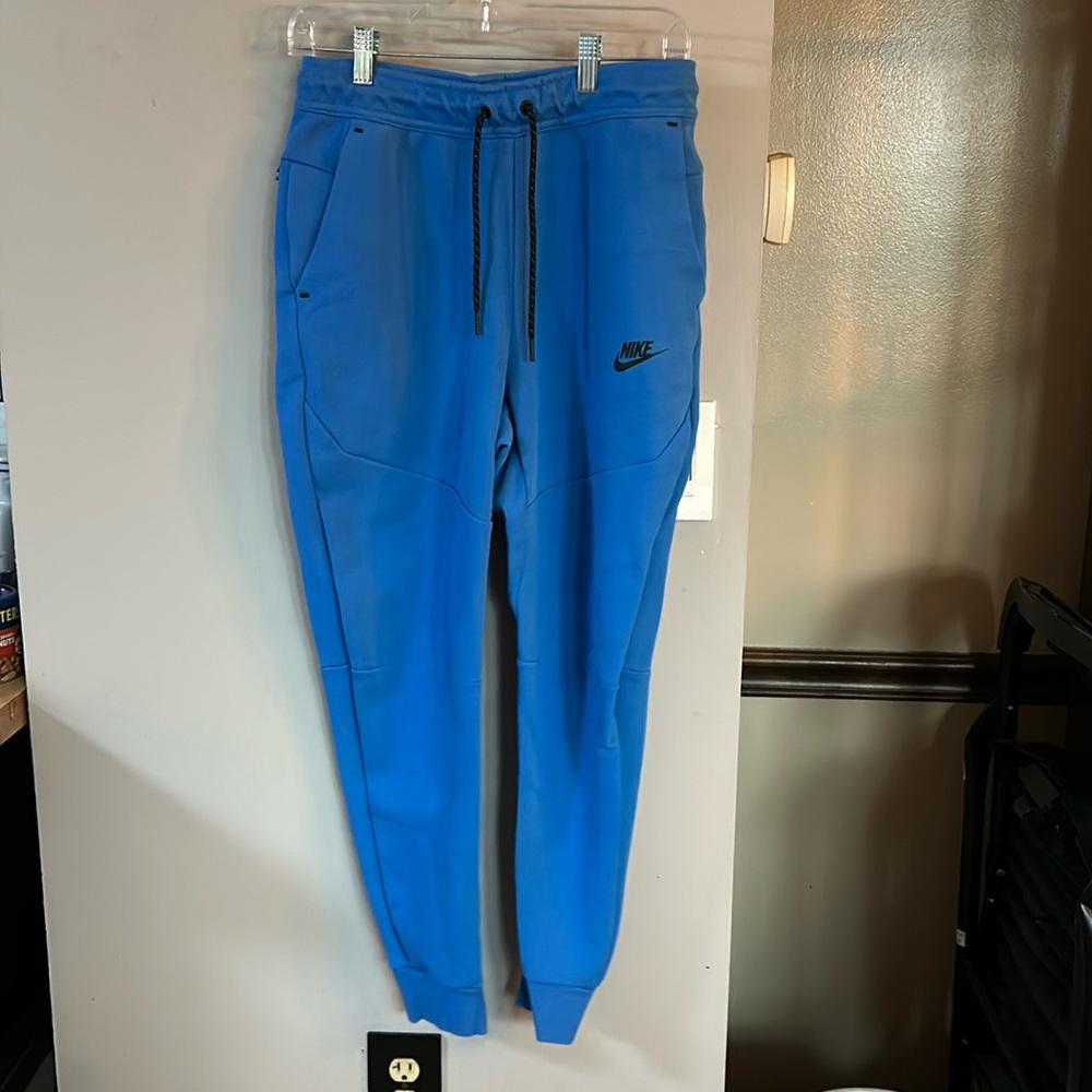 Nike Tech Fleece Men’s Size S Blue